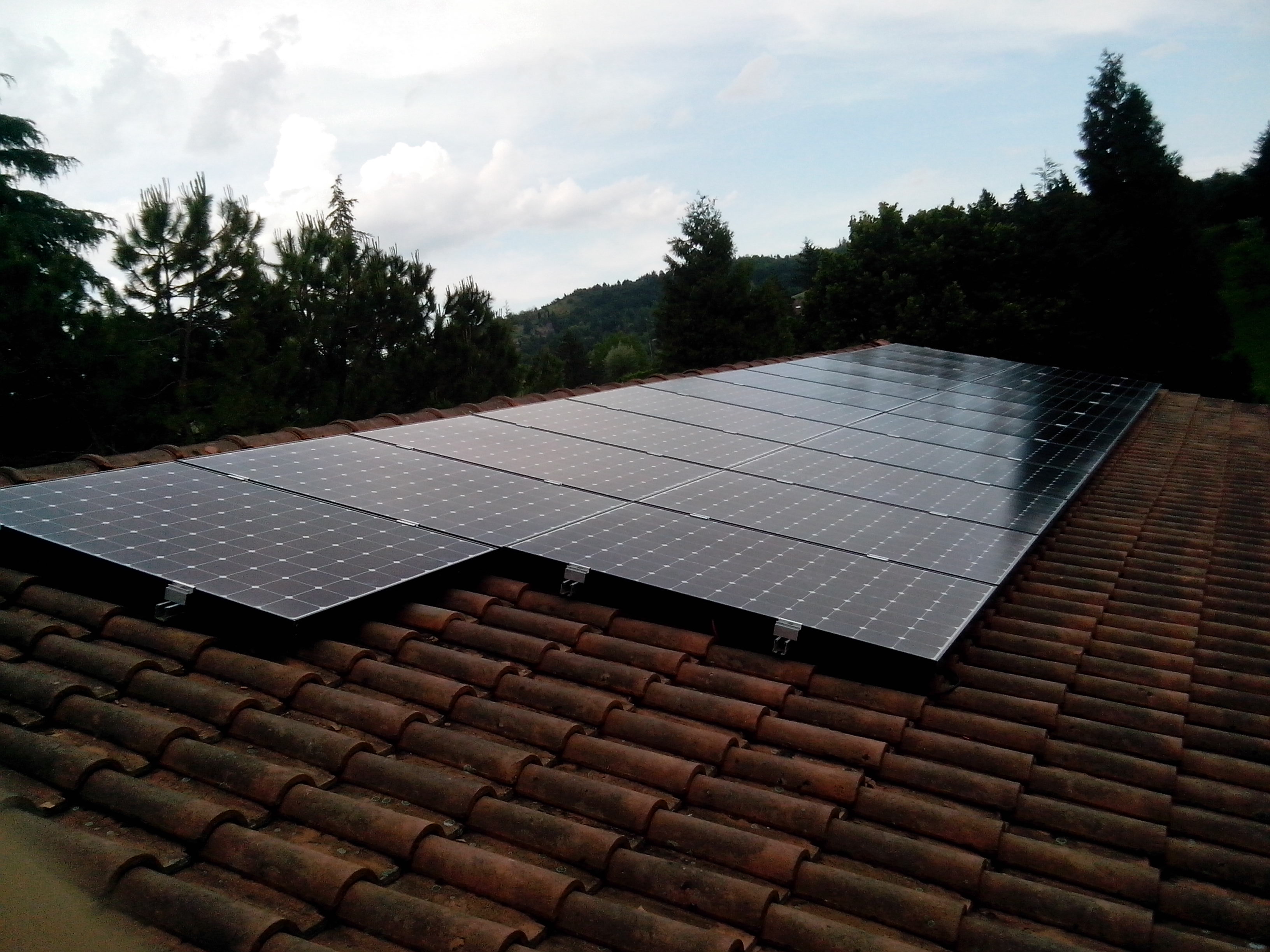 Impianto fotovoltaico Lightland, SunPower, Sasso Marconi, Ancona, Marche